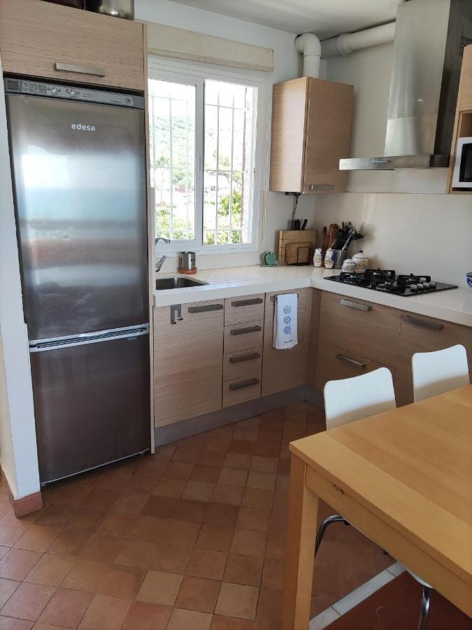 Canos De Meca Apartamento Frente Al Mar لوس كانيوس دي ميكا المظهر الخارجي الصورة